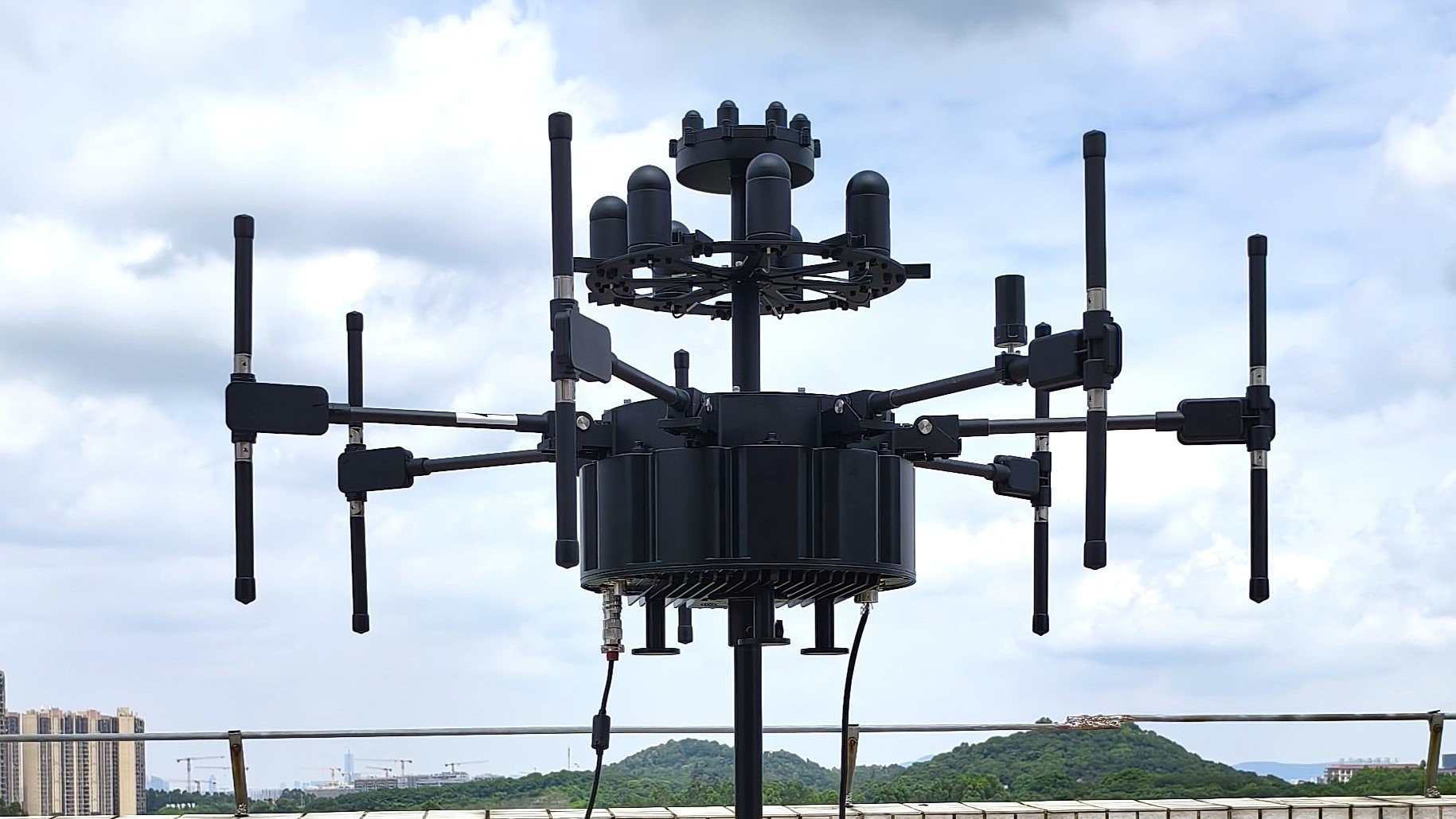 南京航空航天大学7通道监测测向系统